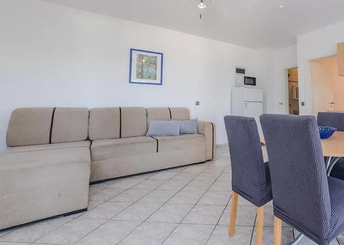By The Sea - 21812 Appartement Vir