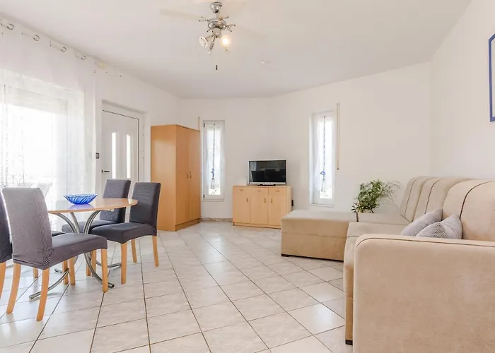 Apartamento By The Sea - 21812 Vir