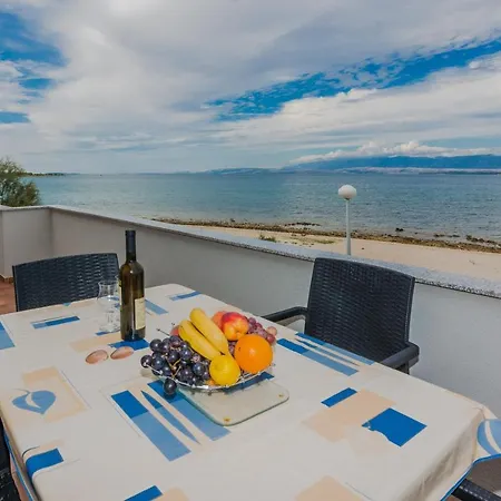 By The Sea - 21812 Apartment Vir
